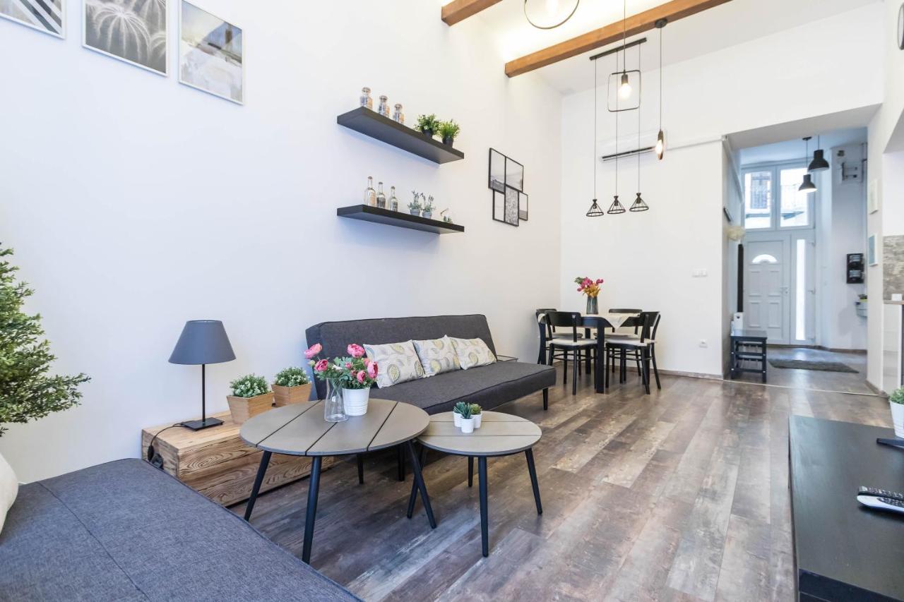 Katarina Apartment Blaha Square Budapeszt Zewnętrze zdjęcie