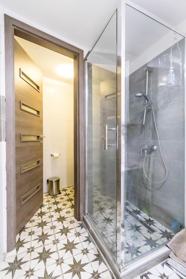 Katarina Apartment Blaha Square Budapeszt Zewnętrze zdjęcie