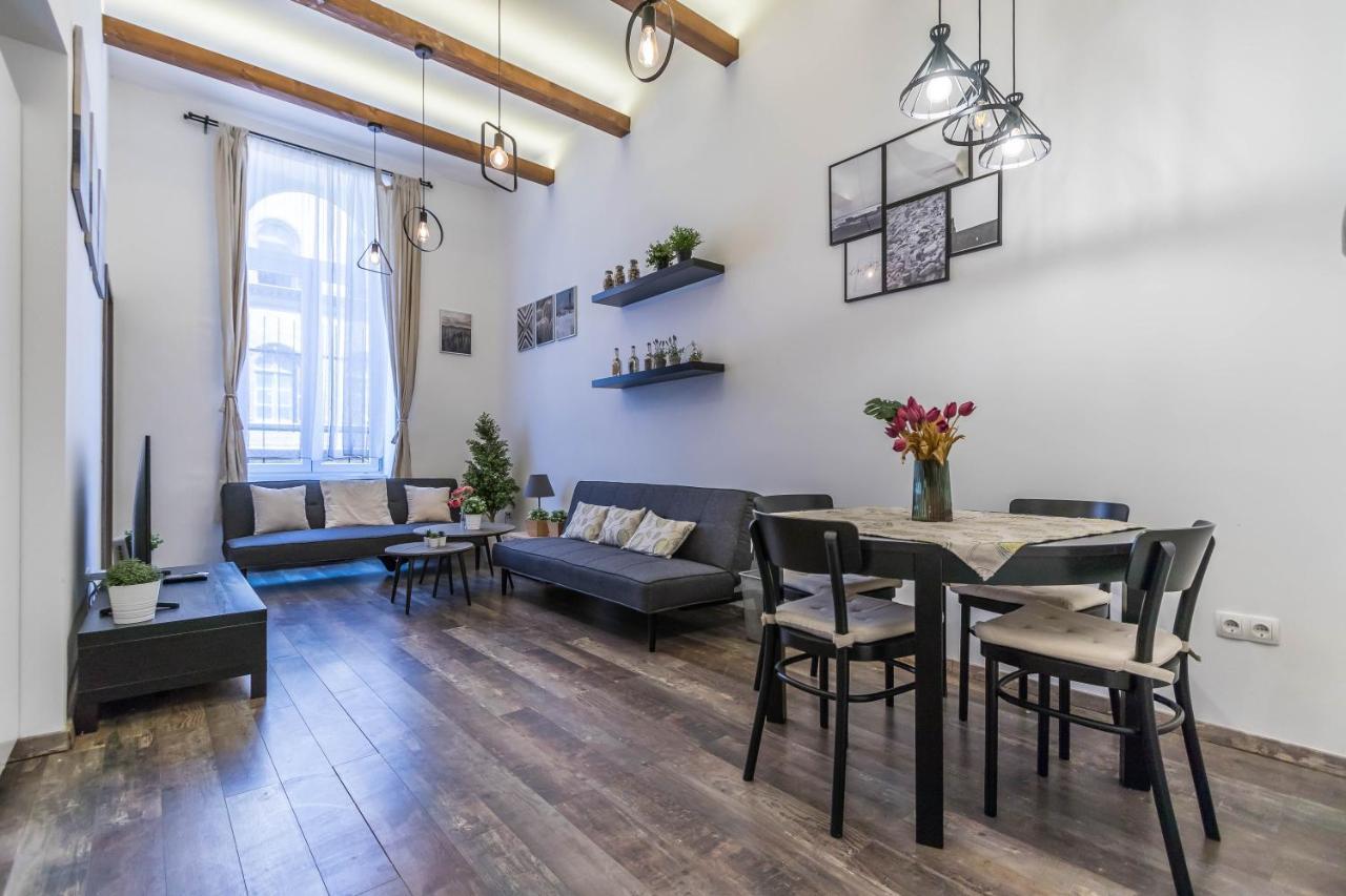 Katarina Apartment Blaha Square Budapeszt Zewnętrze zdjęcie